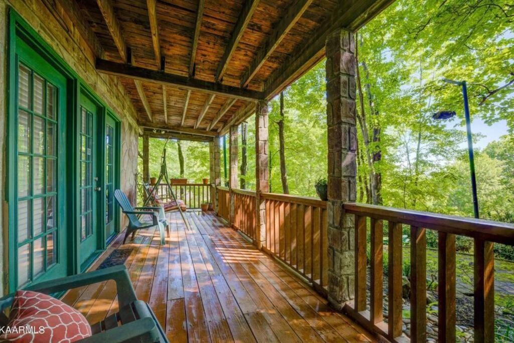 Moonshine Manor-Pets Ok-W/D-Pool Table-Arcade-Hot Tub Villa Gatlinburg Buitenkant foto